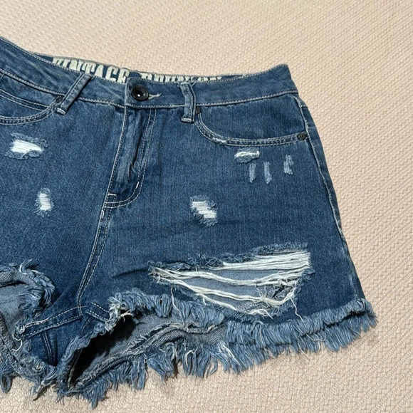 Cute Shorts - Picture 2 of 8